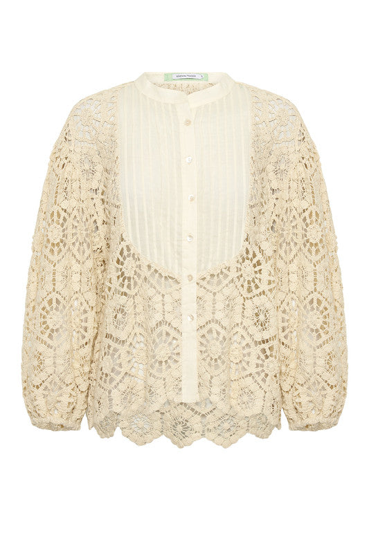 Bohemian Traders Lace Billow Sleeve Blouse