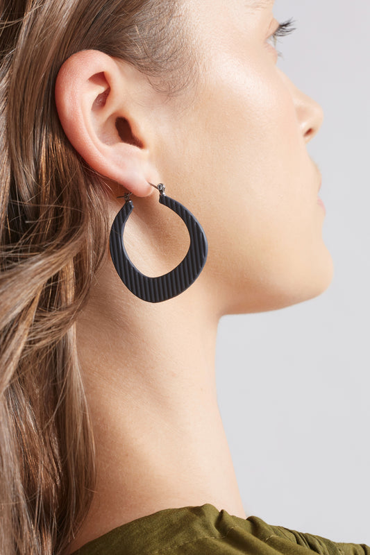 Elk Perda Hoop Earring