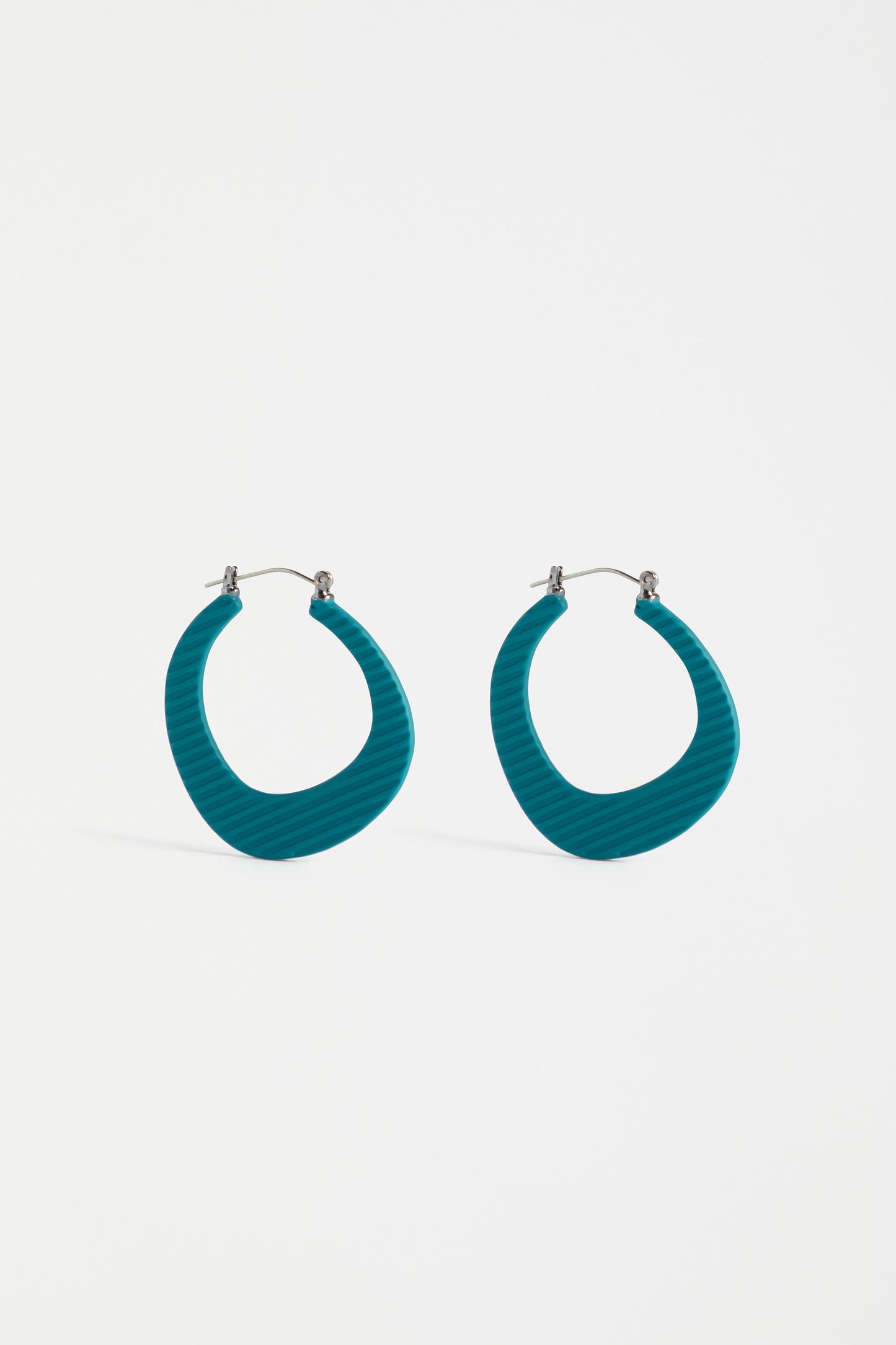 Elk Perda Hoop Earring